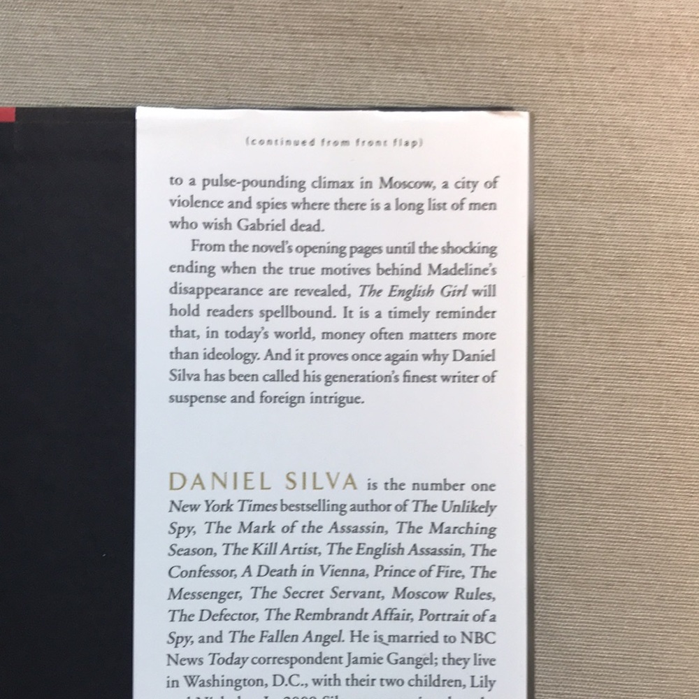 🌈2/$8  The English Girl - Picture 8 of 11